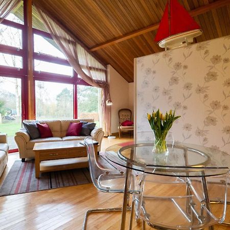 Surlingham Lodge Studio Large Family Cottage NWI Extérieur photo