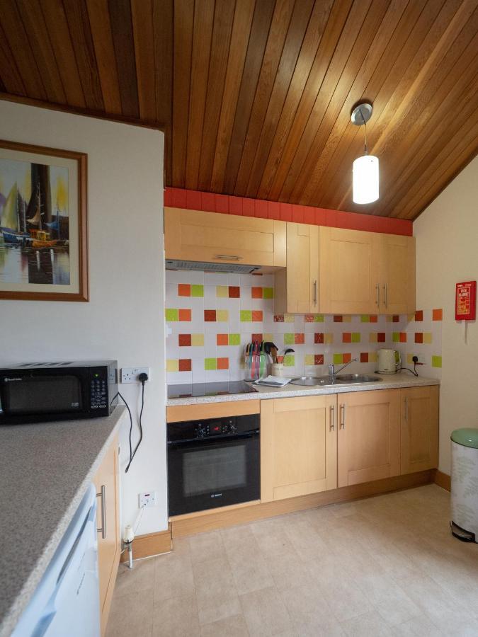 Surlingham Lodge Studio Large Family Cottage NWI Extérieur photo